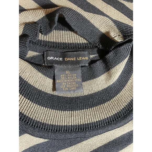 grace dane lewis sleeveless top - Picture 2 of 3